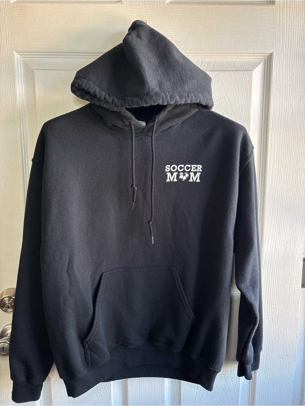 Women's Soccer Mom Pullover Hoodie Size M - Gildan